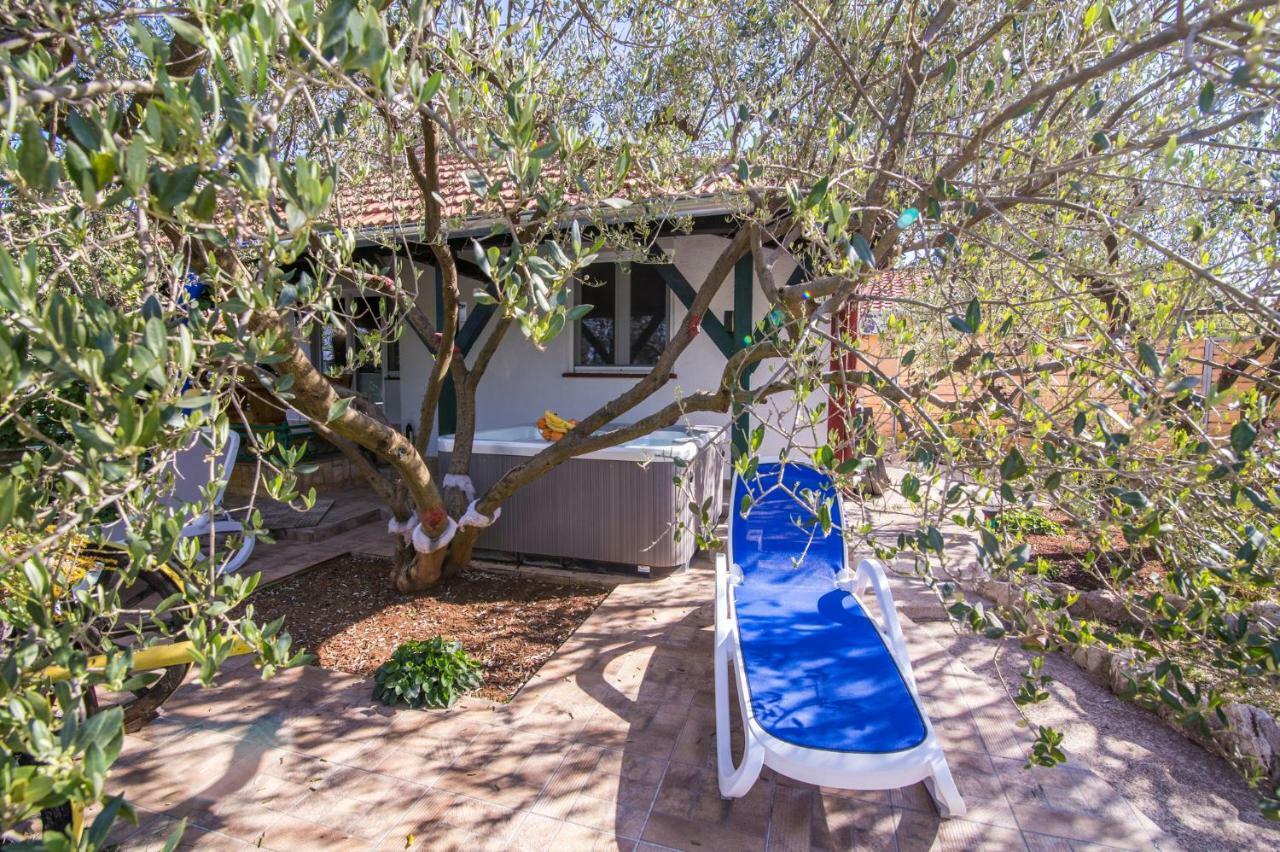 Holiday House Cvita Biograd Na Moru Exterior foto